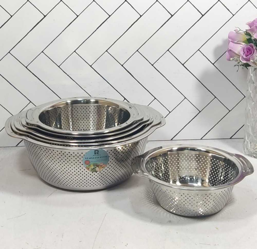 سرویس آبکش ۶ پارچه استیل زومبا مدل ZB-1507 دسته دار